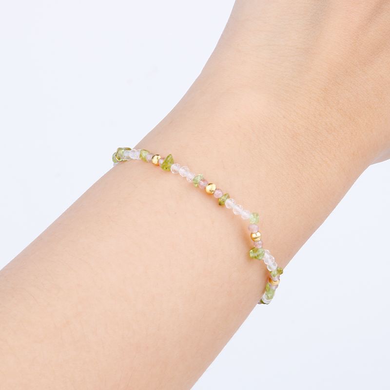 peridot with strawberry rose quartz bracelet in elastic version