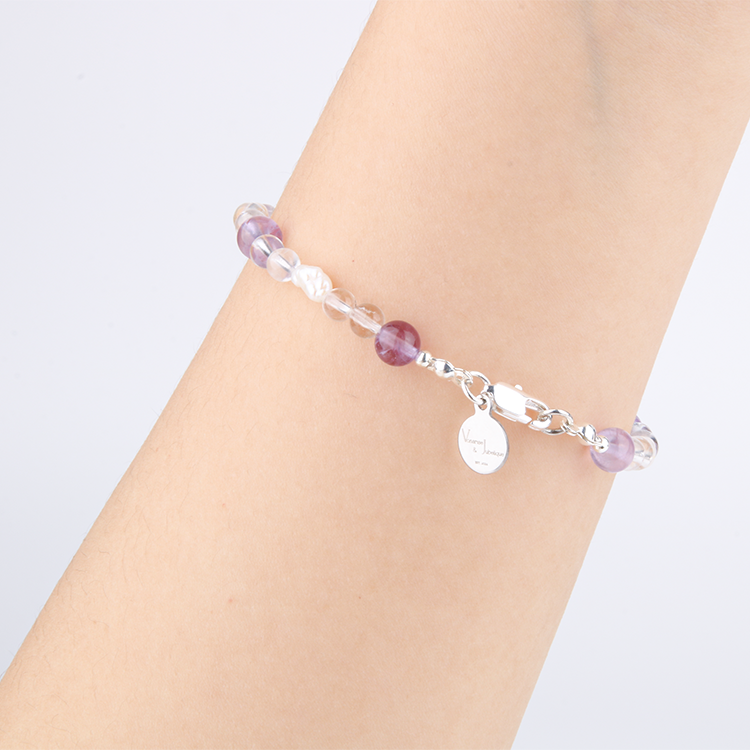 6mm lavender amethyst with fresh water pearl and 5mm clear quartz bracelet