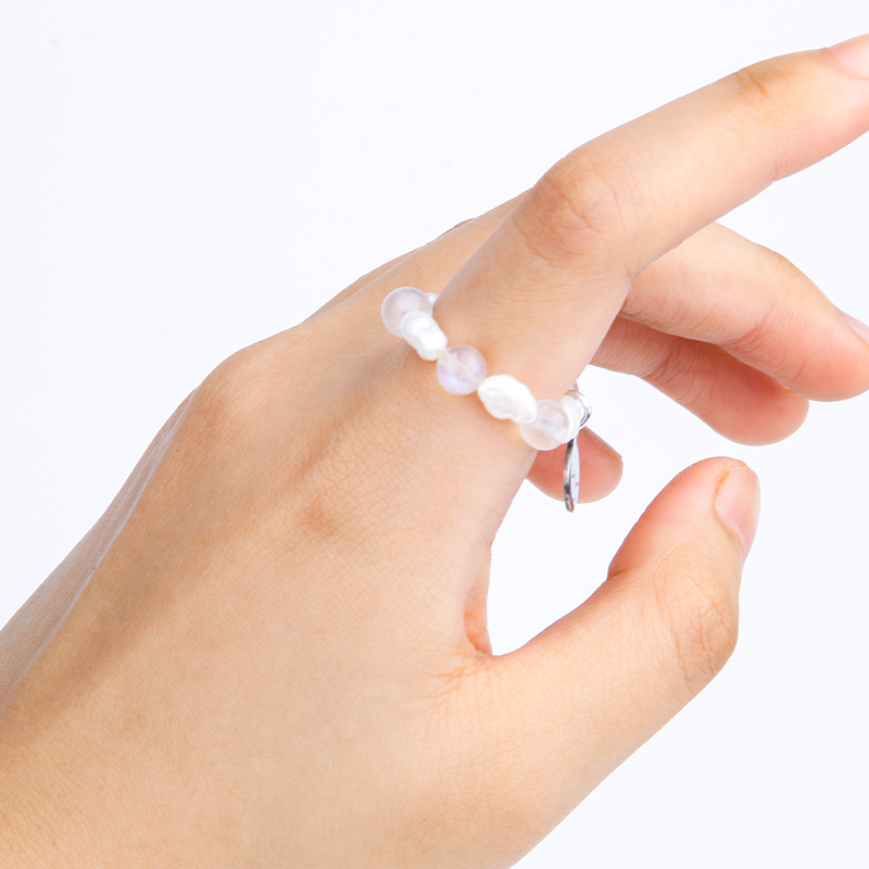 crystal beaded ring with fresh water pearl crystal dainty ring