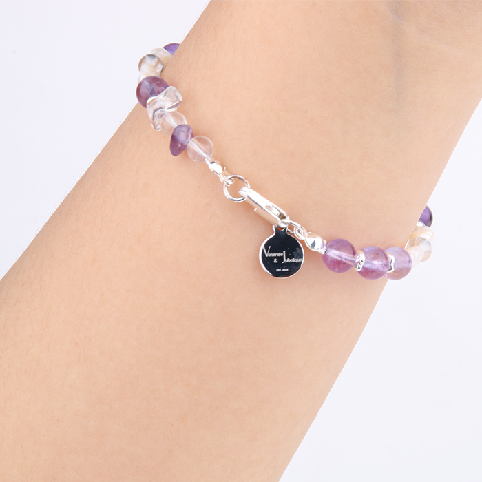 Elegant bracelet with freshwater pearls, 925 silver threaded cat’s eye beads, raw-shaped silver beads, opal, amethyst, and clear quartz