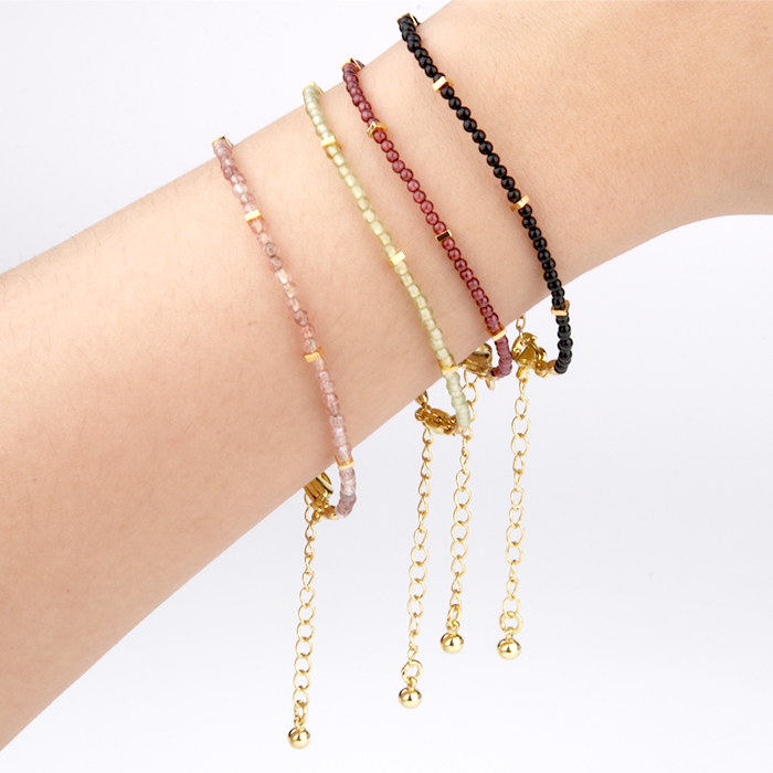agate, arnet, strawberry rose quartz, peridot with 18k gold accent minimalist crystal bracelet for fashion outfit grounding energy and growth feminine energy crystal jewelry