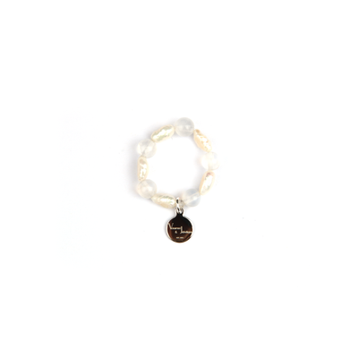 fresh water pearl ring elegant with blue moonstone