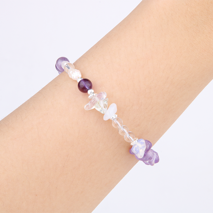 Elegant bracelet with freshwater pearls, 925 silver threaded cat’s eye beads, raw-shaped silver beads, opal, amethyst, and clear quartz