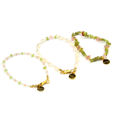 trio natural crystal bracelet in pearl and peridot and rose quartz
