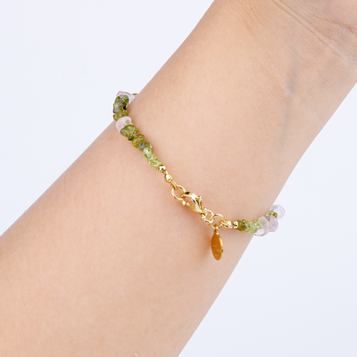adjustable crystal bracelet with chip peridot and rose quartz jewelry