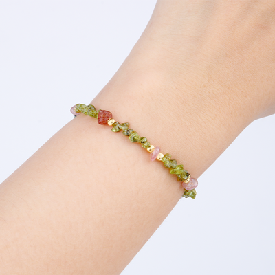 rose quartz elastic bracelet with peridot