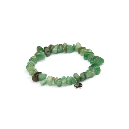 Minimalist chip crystal bracelet with raw-shaped aventurine stones, featuring a fresh green tone and natural healing crystal charm