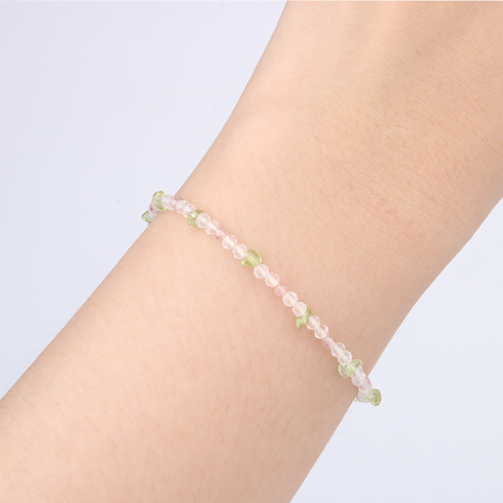 Minimalist extra thin crystal bracelet with strawberry rose quartz, chip peridot, and 2mm faceted clear quartz, 2-5mm overall